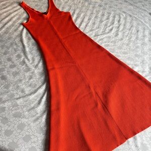 DÈLUC Ribbed Knit Sleeveless Midi Dress - Size M - Vibrant Orange